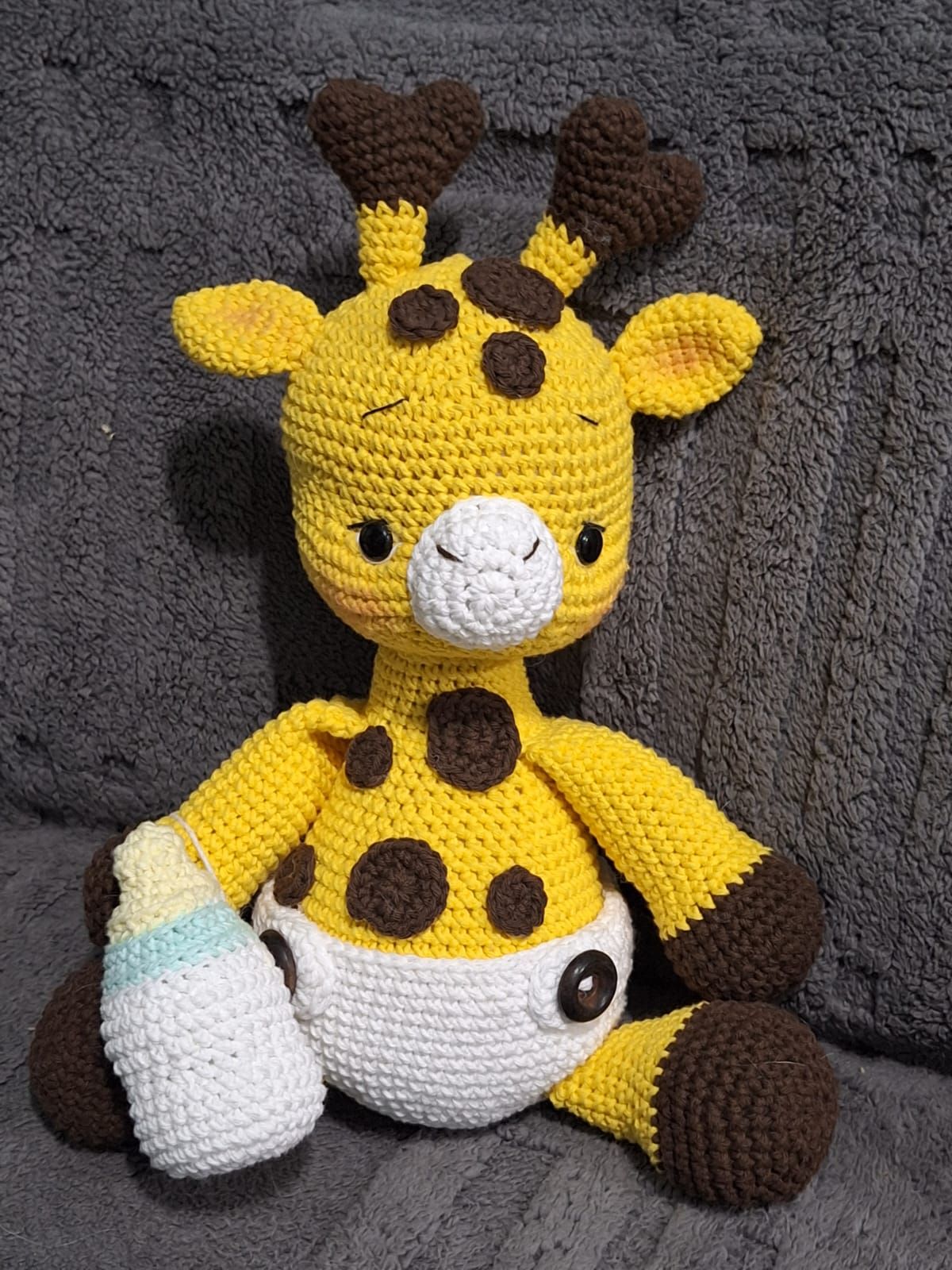 AMIGURUMI JIRAFITA HILO HIPOLARGENICA (APTO PARA LAVARROPAS) – Pañalera Belyan